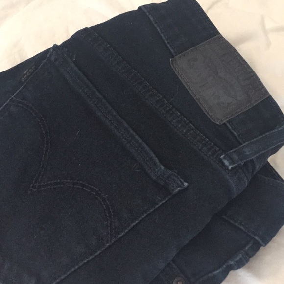 Levi's Denim - Levi’s Jeans 711
